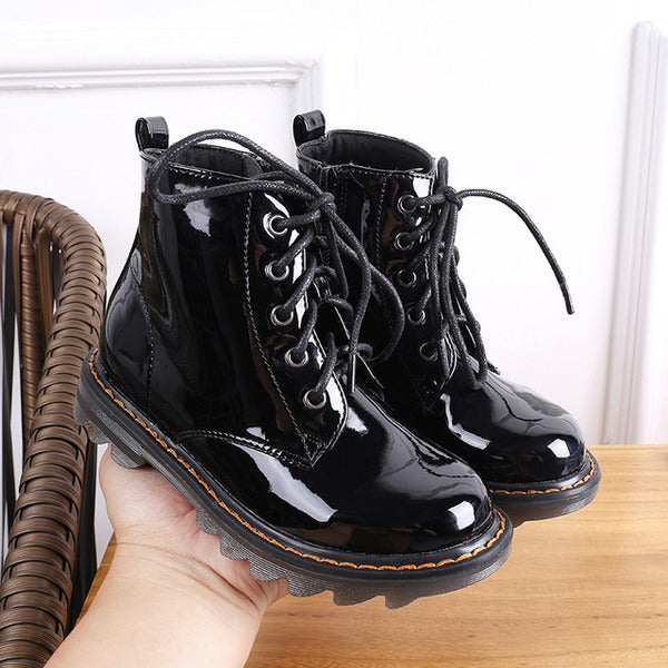 Women Lace up Boot