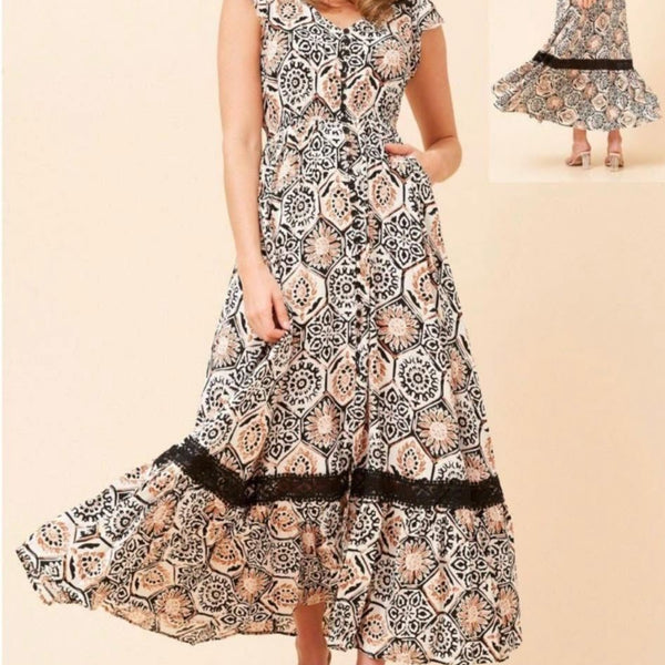 Stella Morgan Floral Maxi Dress